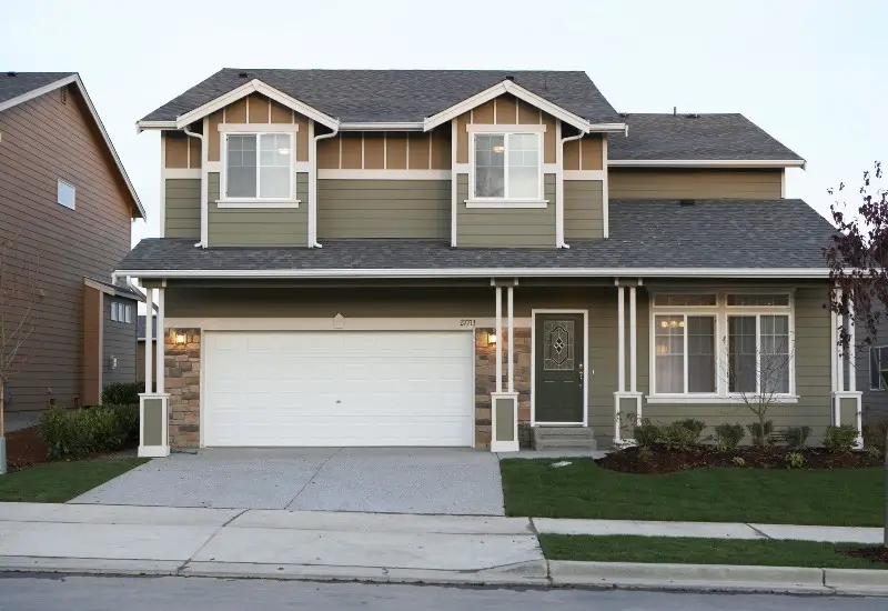 Home in NC with a nice roof with curb appeal